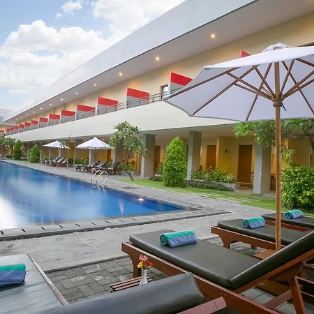 Kuta Station Hotel And Spa 발리 섬 외부 사진