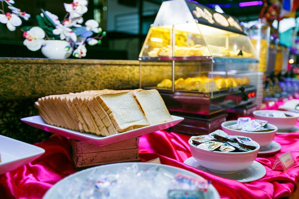 Kuta Station Hotel And Spa 발리 섬 외부 사진
