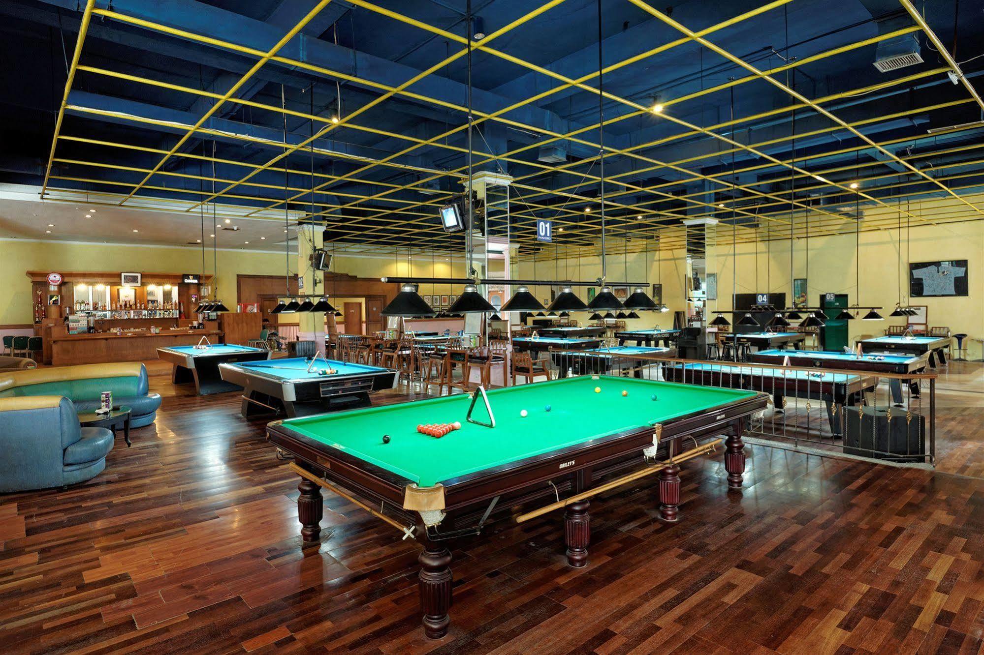 Kuta Station Hotel And Spa 발리 섬 외부 사진