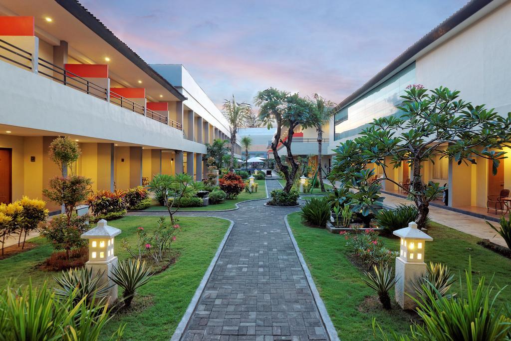 Kuta Station Hotel And Spa 발리 섬 외부 사진